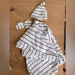 Lou Lou and Company Newborn Bundle ~ White/ Navy